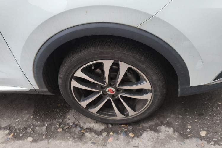 Used Roewe RX3 2020 1.6L CVT 4G Connected Ultra-Cool Flagship Edition Right Front Wheel Hub