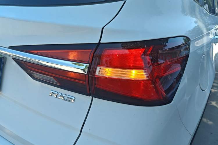Used Roewe RX3 2020 1.6L CVT 4G Connected Ultra-Fun Elite Edition Right Rear Taillight