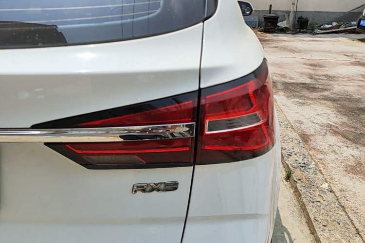 Used Roewe RX3 2020 1.6L CVT 4G Connected Ultra-Cool Flagship Edition Right Rear Taillight