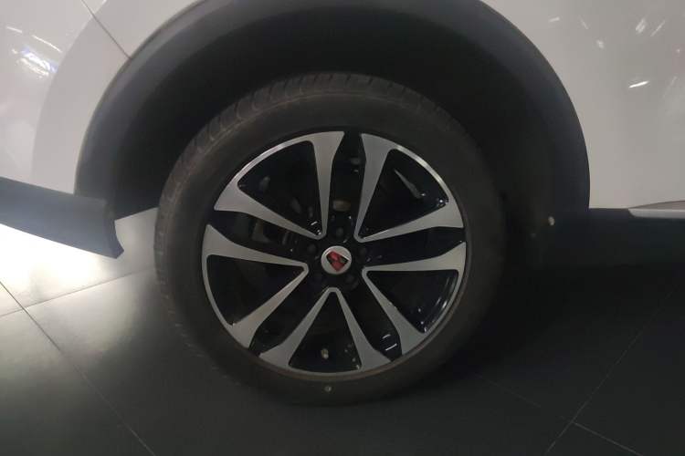 Used Roewe RX3 2020 1.6L CVT 4G Connected Ultra-Fun Elite Edition Right Rear Wheel Hub