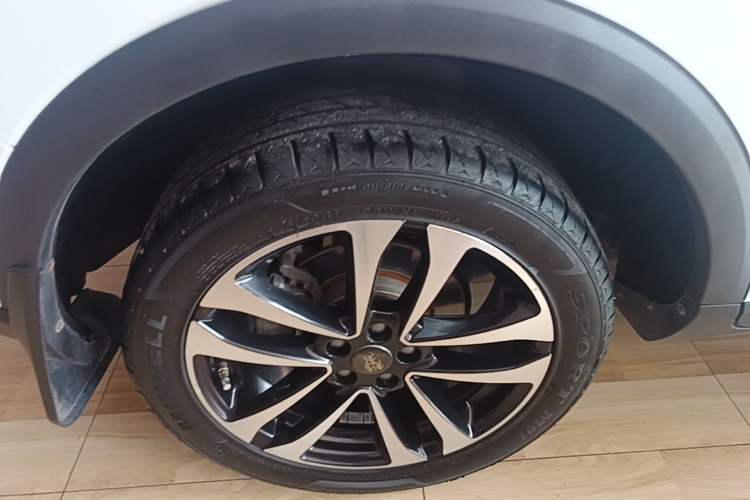 Used Roewe RX3 2020 1.6L CVT 4G Connected Ultra-Fun Elite Edition Right Rear Wheel Hub