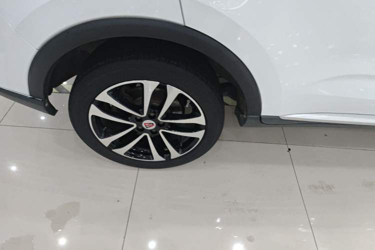 Used Roewe RX3 2020 1.6L CVT 4G Connected Ultra-Cool Flagship Edition Right Rear Wheel Hub