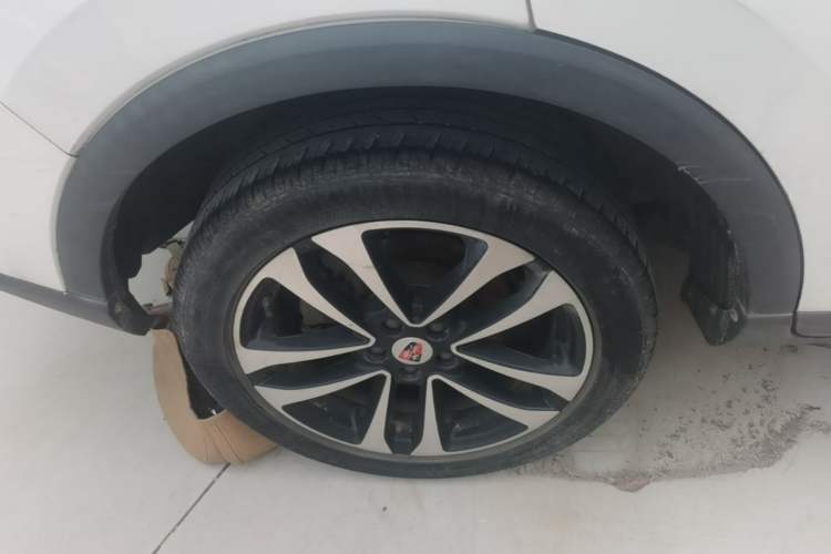 Used Roewe RX3 2020 1.6L CVT 4G Connected Ultra-Fun Elite Edition Right Rear Wheel Hub