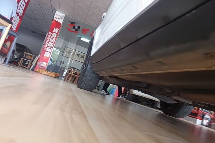 Used Roewe RX3 2020 1.6L CVT 4G Connected Ultra-Fun Elite Edition Right Side Sill