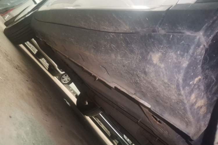 Used Roewe RX3 2020 1.6L Manual - Ultra-Fresh Entry Version Right Side Sill