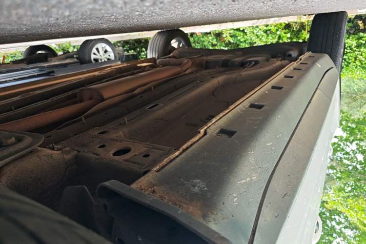 Used Roewe RX3 2020 1.6L Manual 4G Connect Super-Fresh Elite Edition Right Side Sill