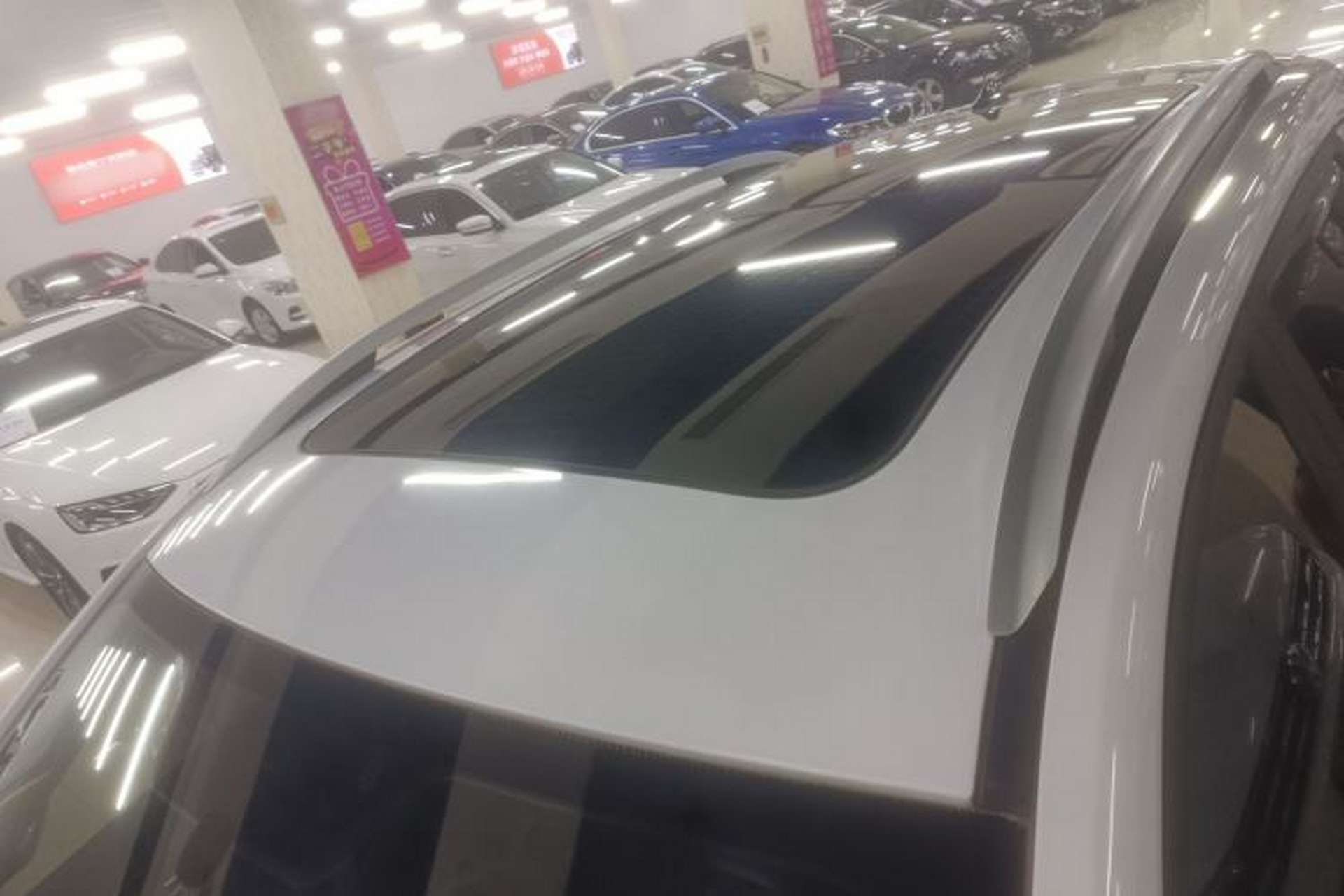 Used Roewe RX3 2020 1.6L CVT 4G Connected Ultra-Fun Elite Edition Roof