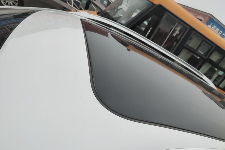 Used Roewe RX3 2020 1.6L CVT 4G Connected Ultra-Cool Flagship Edition Roof