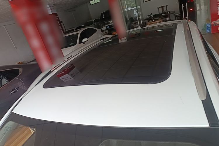 Used Roewe RX3 2020 1.6L CVT 4G Connected Ultra-Fun Elite Edition Roof