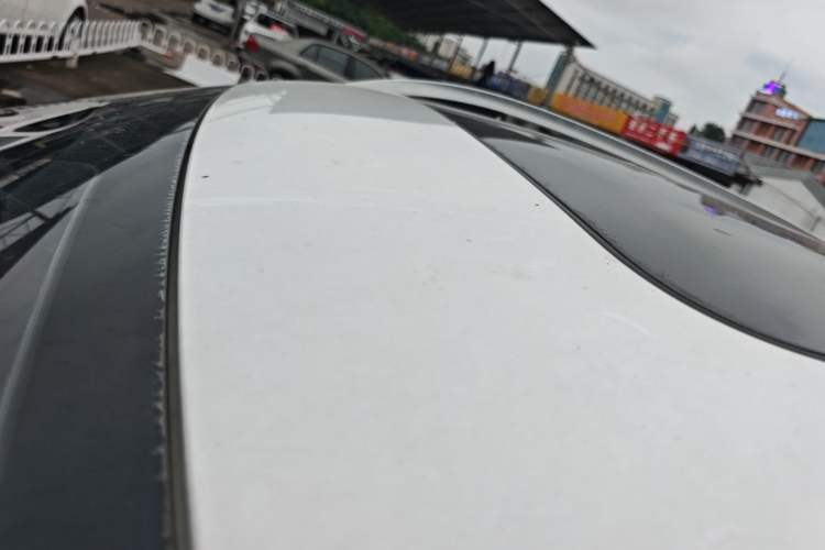 Used Roewe RX3 2020 1.6L CVT 4G Connected Ultra-Cool Flagship Edition Roof