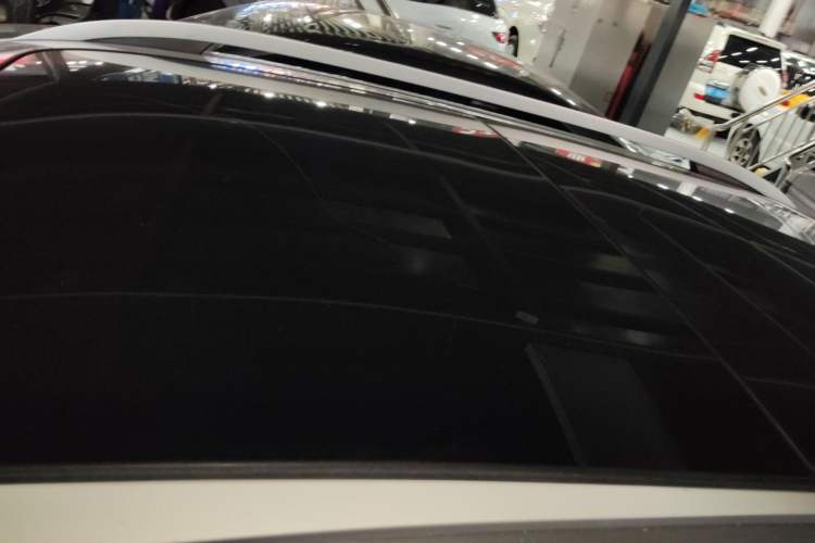 Used Roewe RX3 2020 1.6L Manual - Ultra-Fresh Entry Version Roof