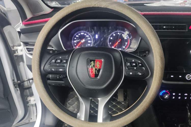 Used Roewe RX3 2020 1.6L CVT 4G Connected Ultra-Fun Elite Edition Steering Wheel