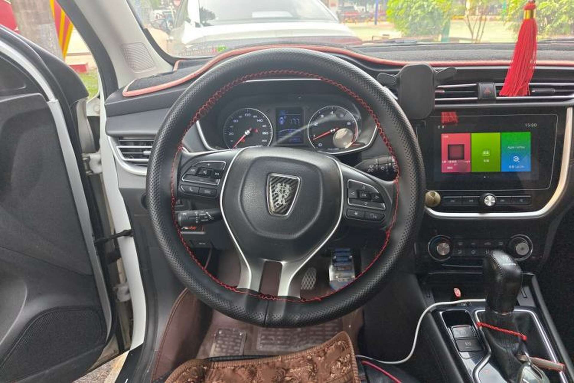 Used Roewe RX3 2020 1.6L CVT 4G Connected Ultra-Fun Elite Edition Steering Wheel