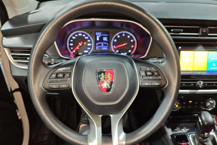 Used Roewe RX3 2020 1.6L CVT 4G Connected Ultra-Cool Flagship Edition Steering Wheel