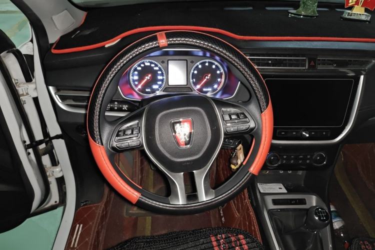 Used Roewe RX3 2020 1.6L Manual 4G Connect Super-Fresh Elite Edition Steering Wheel