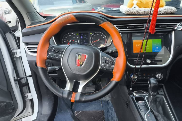 Used Roewe RX3 2020 1.6L CVT 4G Connected Ultra-Cool Flagship Edition Steering Wheel