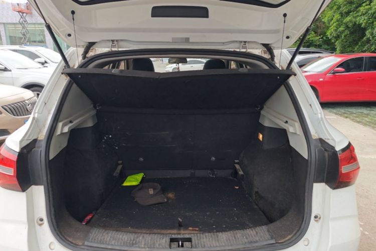 Used Roewe RX3 2020 1.6L CVT 4G Connected Ultra-Cool Flagship Edition Trunk