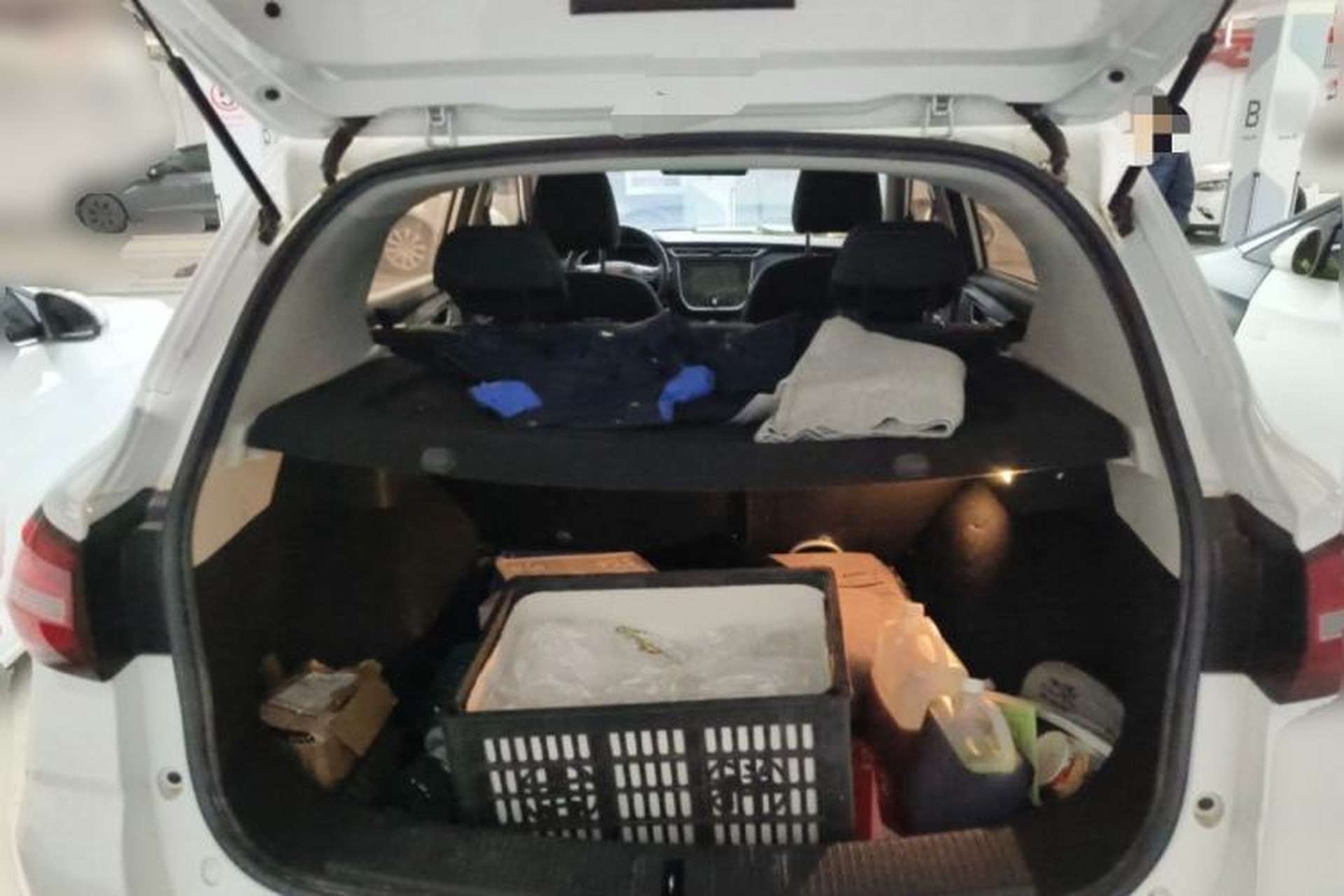 Used Roewe RX3 2020 1.6L CVT 4G Connected Ultra-Fun Elite Edition Trunk