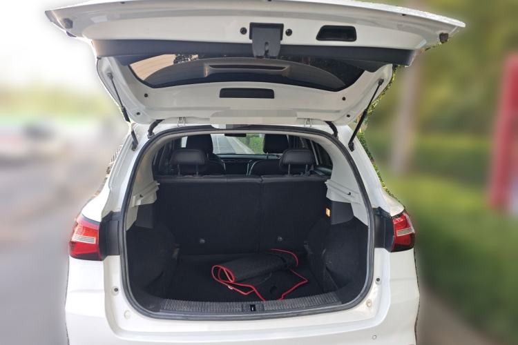 Used Roewe RX3 2020 1.6L CVT 4G Connected Ultra-Cool Flagship Edition Trunk