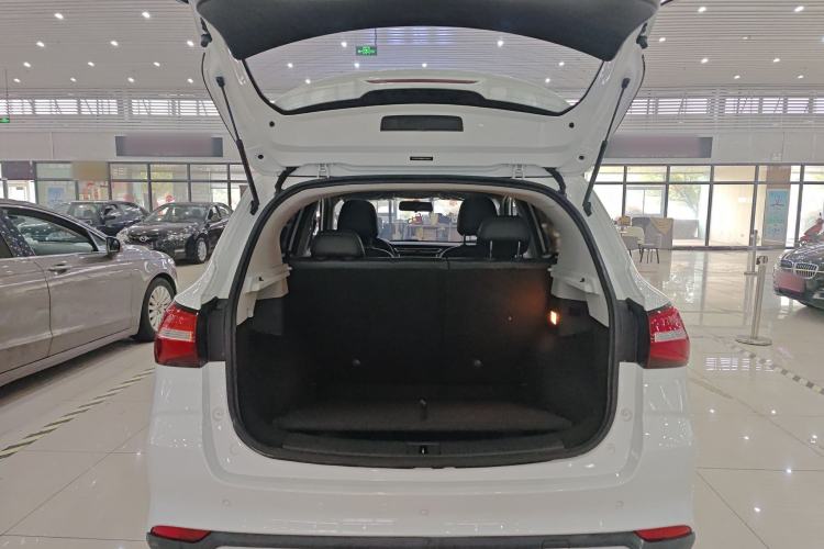 Used Roewe RX3 2020 1.6L CVT 4G Connected Ultra-Cool Flagship Edition Trunk