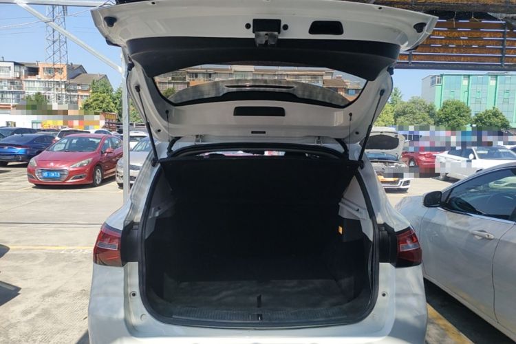 Used Roewe RX3 2020 1.6L CVT 4G Connected Ultra-Fun Elite Edition Trunk
