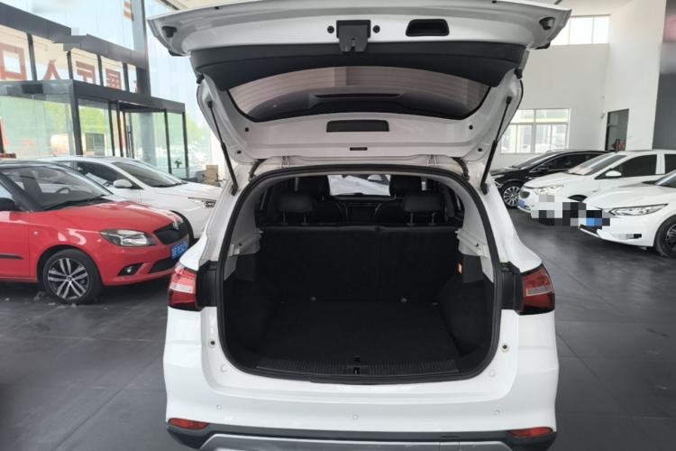 Used Roewe RX3 2020 1.6L CVT 4G Connected Ultra-Fun Elite Edition Trunk