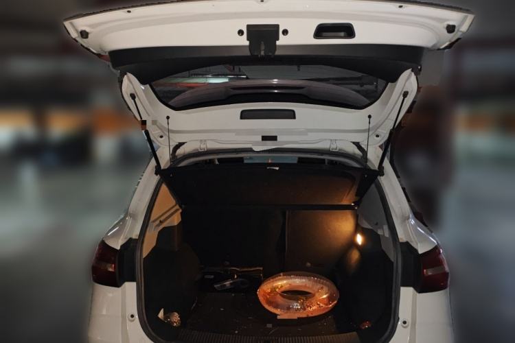 Used Roewe RX3 2020 1.6L CVT 4G Connected Ultra-Cool Flagship Edition Trunk