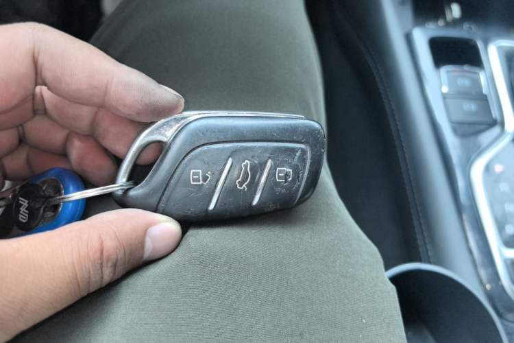 Used Roewe RX3 2020 1.6L CVT 4G Connected Ultra-Cool Flagship Edition Vehicle Key