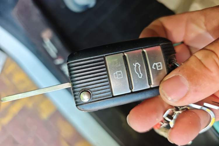 Used Roewe RX3 2020 1.6L Manual - Ultra-Fresh Entry Version Vehicle Key