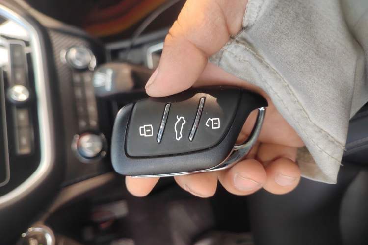 Used Roewe RX3 2020 1.6L CVT 4G Connected Ultra-Cool Flagship Edition Vehicle Key