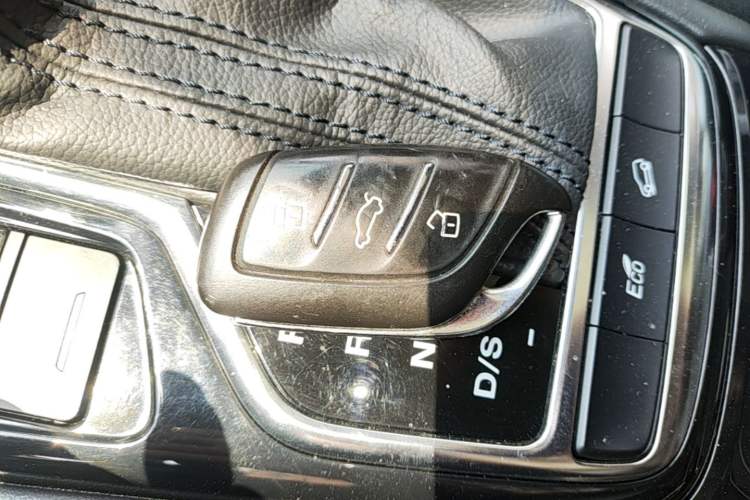 Used Roewe RX3 2020 1.6L CVT 4G Connected Ultra-Cool Flagship Edition Vehicle Key