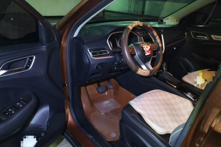 Used Roewe RX3 2020 1.6L CVT 4G Connected Ultra-Cool Flagship Edition Driver Seat