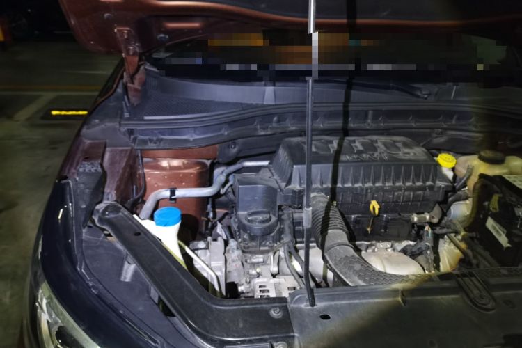 Used Roewe RX3 2020 1.6L CVT 4G Connected Ultra-Cool Flagship Edition Engine Bay Right