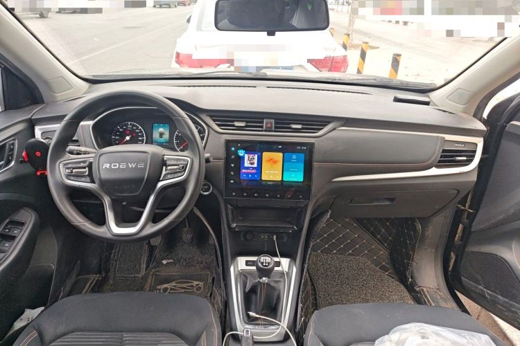 Used Roewe RX3 2021 PRO 1.6L Manual Flagship Model Center Console