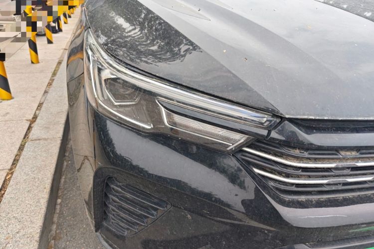 Used Roewe RX3 2021 PRO 1.6L Manual Flagship Model Right Front Headlight