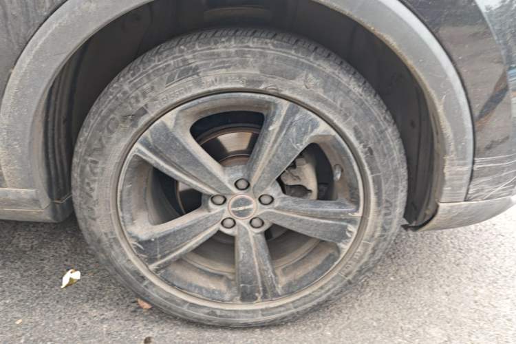 Used Roewe RX3 2021 PRO 1.6L Manual Flagship Model Right Front Wheel Hub