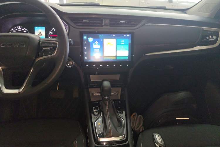 Used Roewe RX3 2021 PRO 1.6L CVT Elite Model Audio And AC Panel