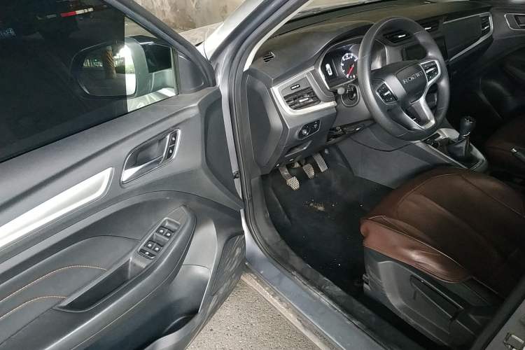 Used Roewe RX3 2021 PRO 1.6L Manual Flagship Model Driver Seat