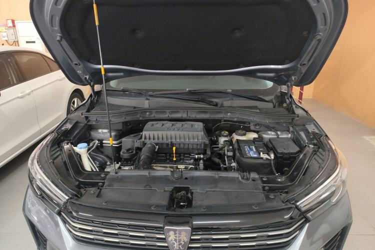 Used Roewe RX3 2021 PRO 1.6L CVT Elite Model Engine Bay