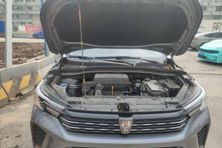 Used Roewe RX3 2021 PRO 1.6L CVT Elite Model Engine Bay Right