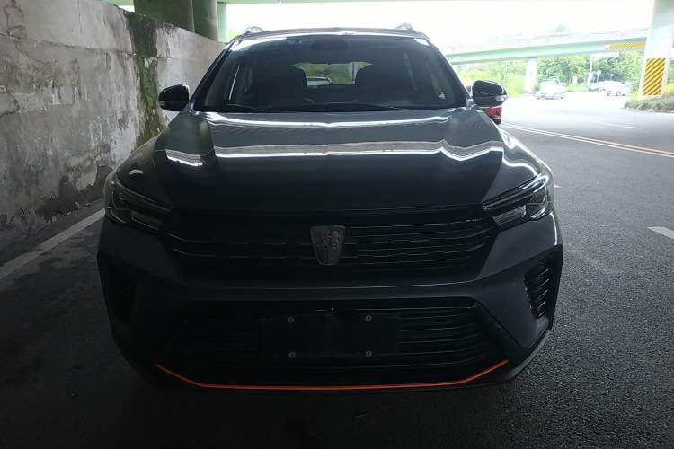 Used Roewe RX3 2021 PRO 1.6L Manual Flagship Model Front