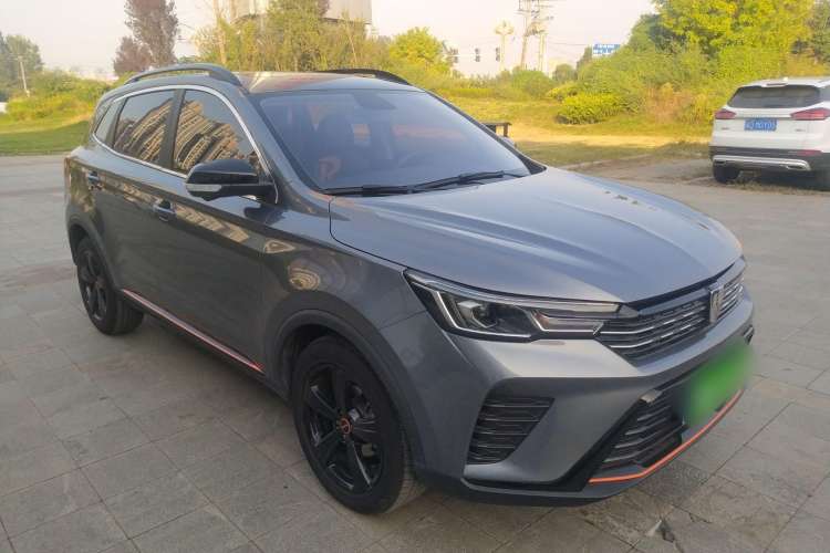 Used Roewe RX3 2021 PRO 1.6L CVT Flagship Model Front Right 45 Deg