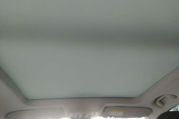 Used Roewe RX3 2021 PRO 1.6L CVT Flagship Model Headliner