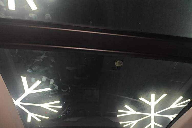 Used Roewe RX3 2021 PRO 1.6L CVT Elite Model Headliner