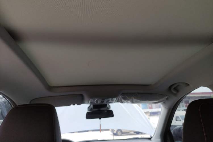 Used Roewe RX3 2021 PRO 1.6L CVT Elite Model Headliner