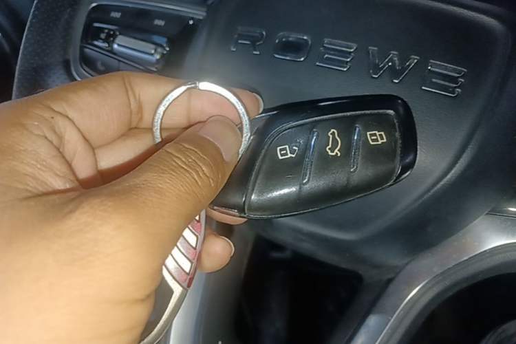 Used Roewe RX3 2021 PRO 1.6L CVT Elite Model Interior 1