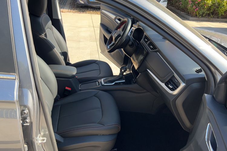 Used Roewe RX3 2021 PRO 1.6L CVT Elite Model Interior 2