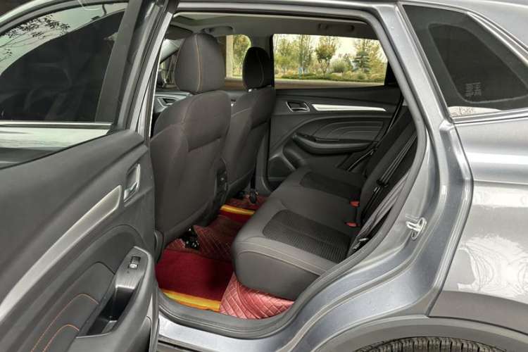Used Roewe RX3 2021 PRO 1.6L CVT Elite Model Interior 2