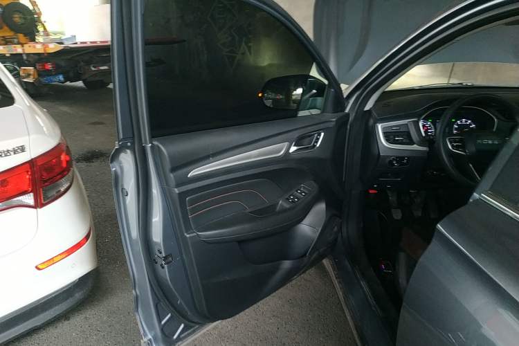 Used Roewe RX3 2021 PRO 1.6L Manual Flagship Model Left Front Door Interior