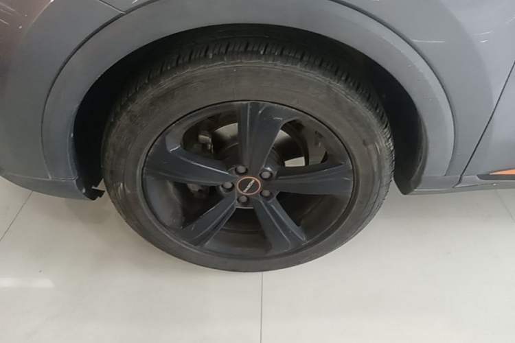 Used Roewe RX3 2021 PRO 1.6L CVT Elite Model Left Front Wheel Hub